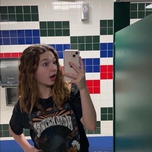 Meet your Posher, Kylee